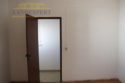 Moradia T5 para Venda em Estômbar e Parchal