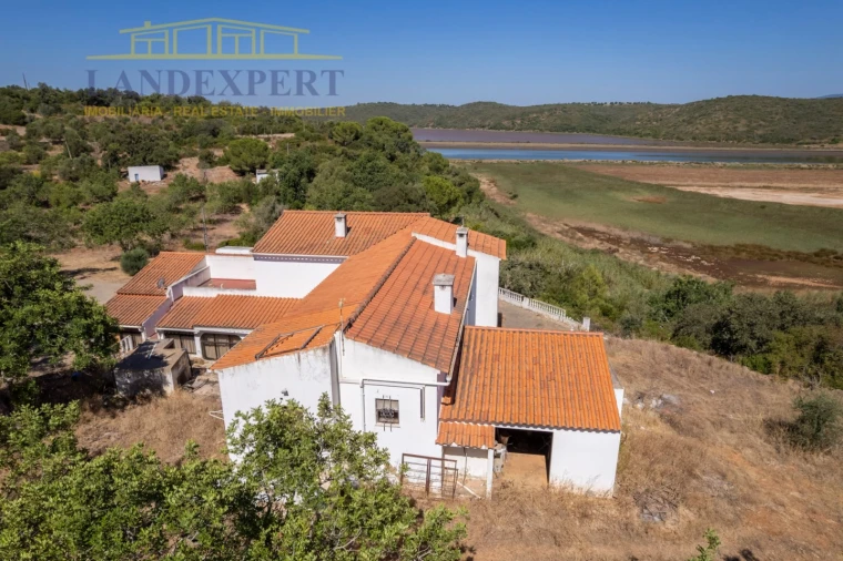 Moradia T5 para Venda em Estômbar e Parchal Foto 40