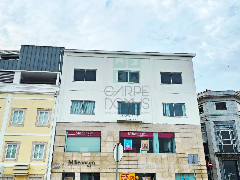 Apartamento T5 para Venda em Buarcos Foto 51