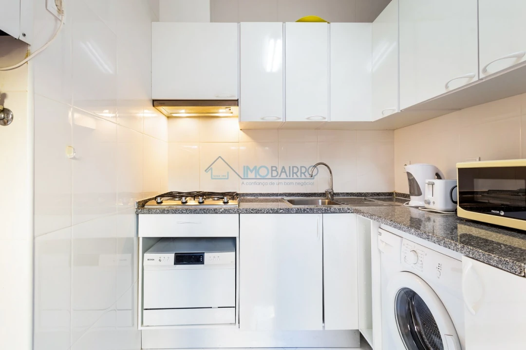 Apartamento T2 para Venda em Misericórdia Foto 12