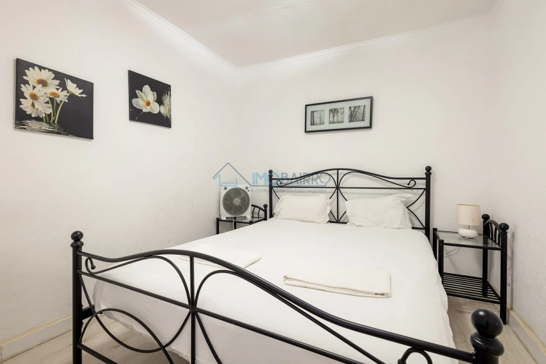 Apartamento T2 para Venda em Misericórdia Foto 24
