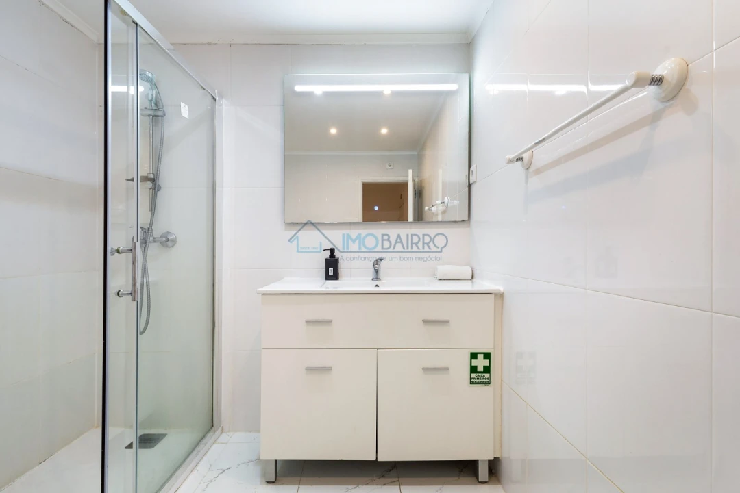 Apartamento T2 para Venda em Misericórdia Foto 27