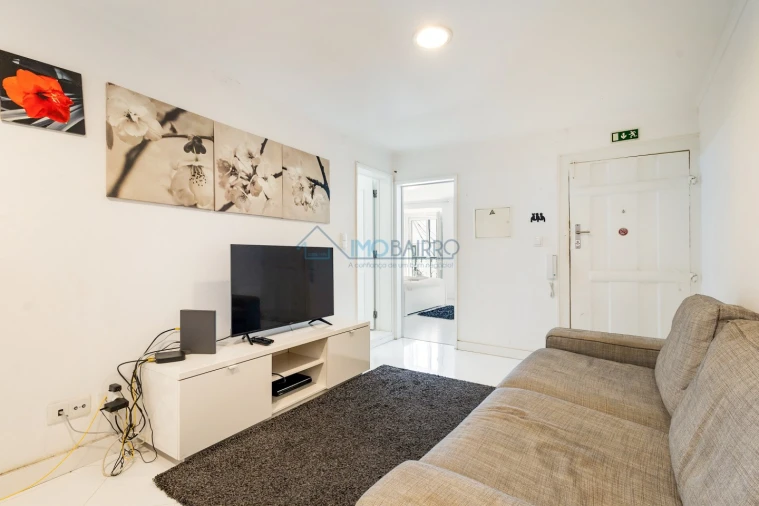 Apartamento T2 para Venda em Misericórdia Foto 3