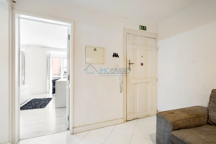 Apartamento T2 para Venda em Misericórdia Foto 10