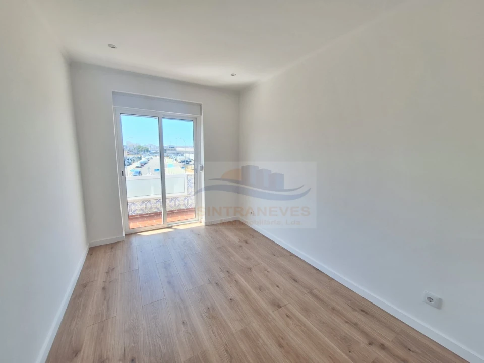 Apartamento T1 para Venda em Águas Livres Foto 13