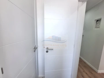 Apartamento T1 para Venda em Águas Livres
