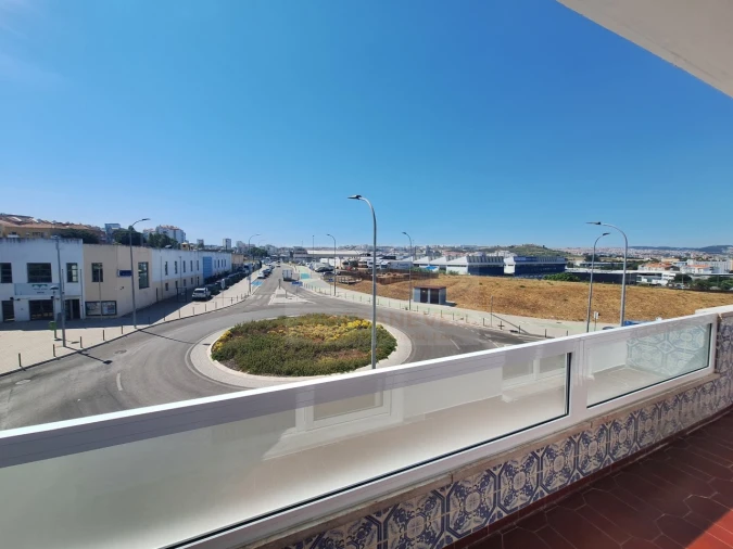 Apartamento T1 para Venda em Águas Livres Foto 17