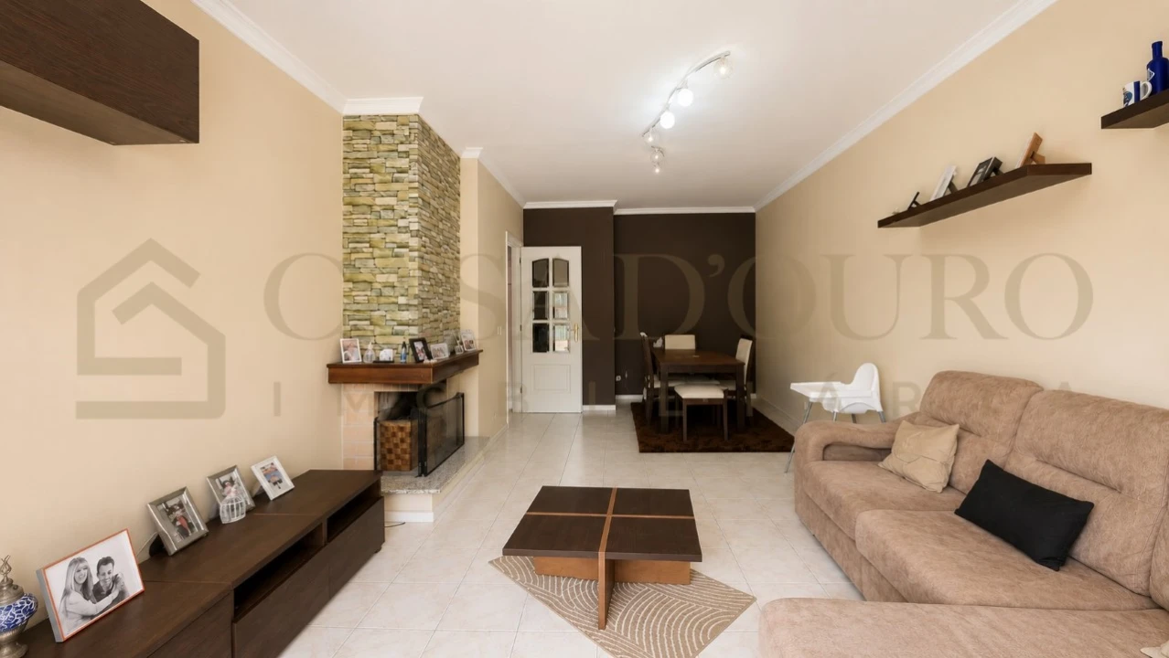Apartamento T2 para Venda em Rio Tinto Foto 9