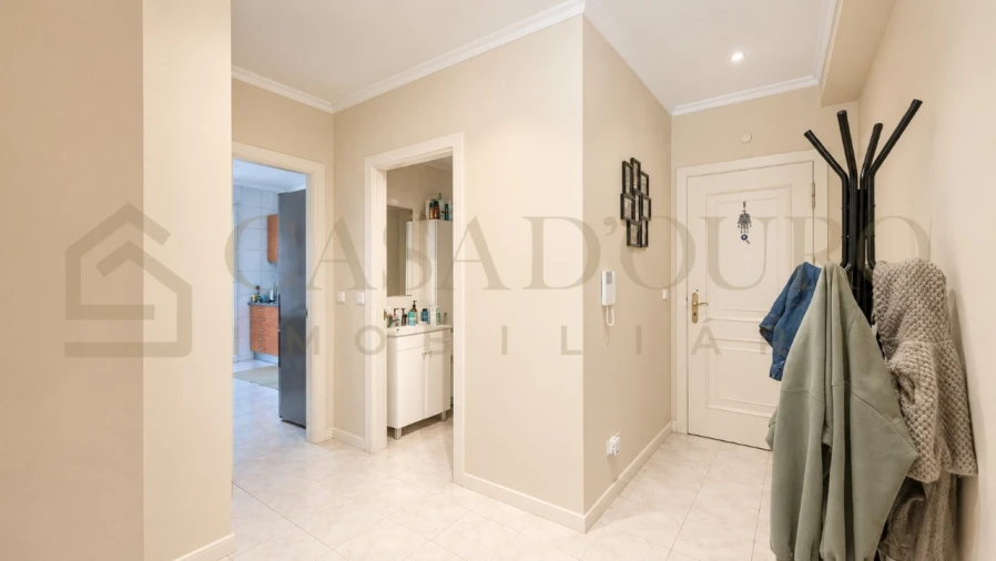 Apartamento T2 para Venda em Rio Tinto Foto 4
