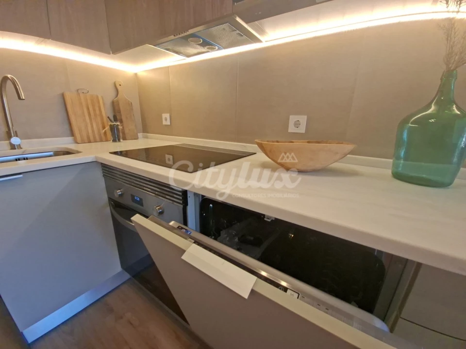 Apartamento T1 para Venda em Alcabideche Foto 10