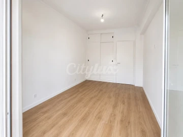 Apartamento T1 para Venda em Alcabideche