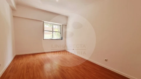 Apartamento T2 para Venda em Algueirão-Mem Martins