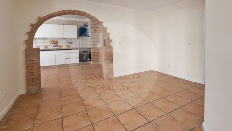Apartamento T2 para Venda em Algueirão-Mem Martins