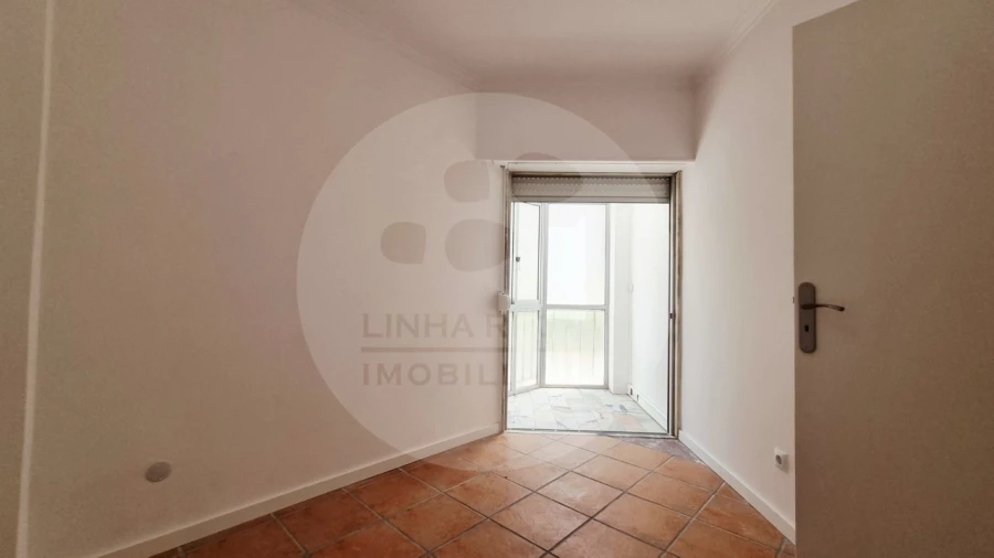 Apartamento T2 para Venda em Algueirão-Mem Martins Foto 18