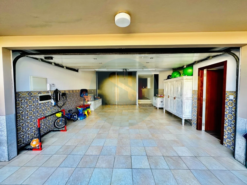 Moradia T4 para Venda em Nogueira, Fraião e Lamaçães Foto 34