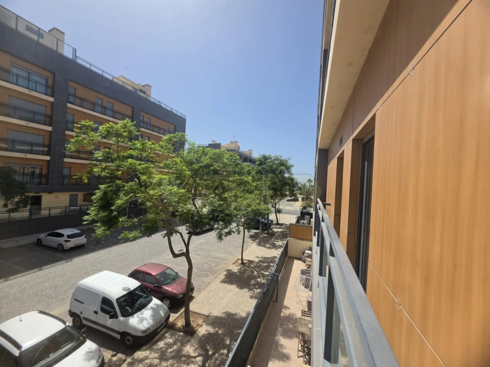 Apartamento T1 para Venda em Olhão Foto 3