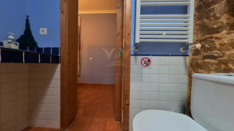 Moradia T9 para Venda em Quelfes
