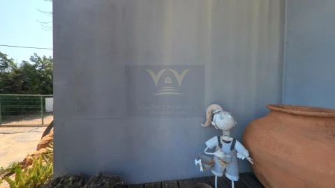 Moradia T9 para Venda em Quelfes
