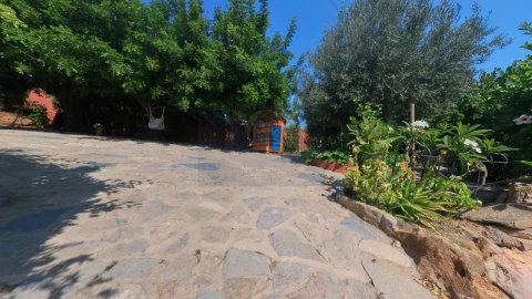 Moradia T9 para Venda em Quelfes
