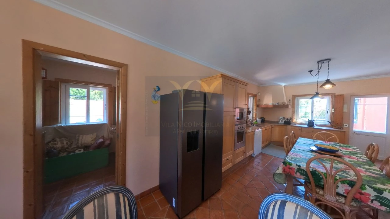 Moradia T9 para Venda em Quelfes Foto 287