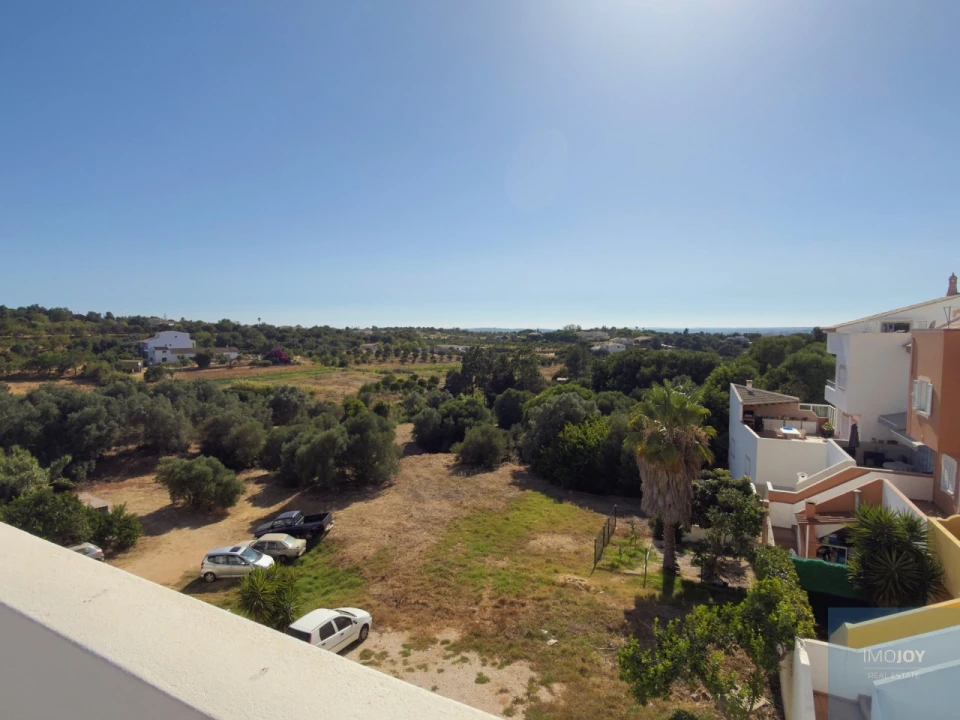 Moradia T3 para Venda em Alvor Foto 2