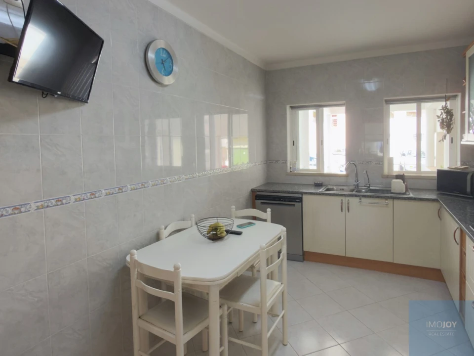 Moradia T3 para Venda em Alvor Foto 12