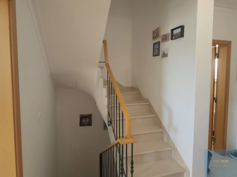 Moradia T3 para Venda em Alvor Foto 16