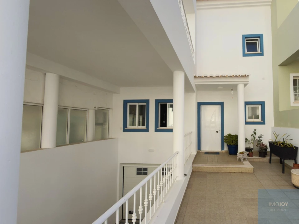 Moradia T3 para Venda em Alvor Foto 1