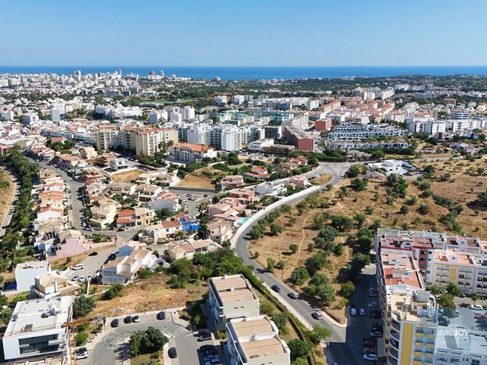 Moradia T3 para Venda em Alvor Foto 41
