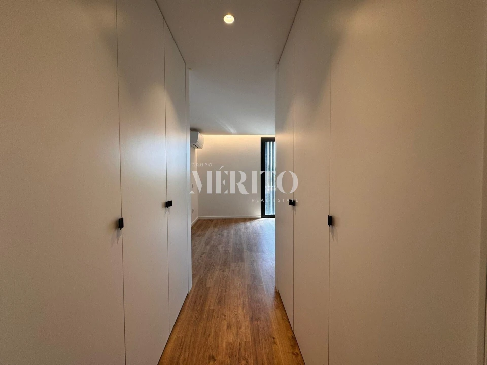 Apartamento T2 para Venda em Caldelas Foto 9
