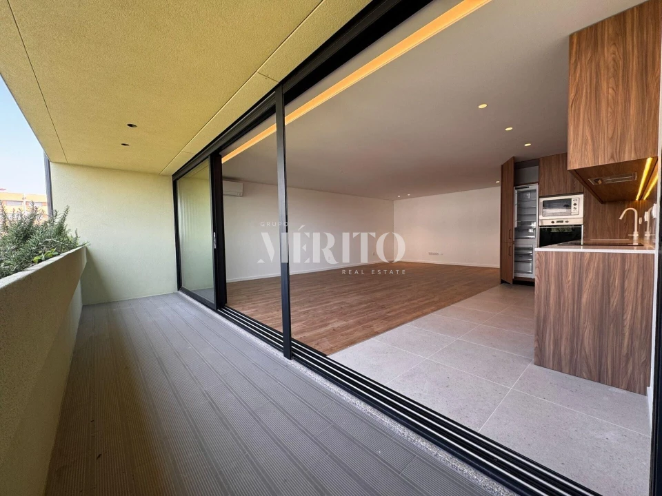 Apartamento T2 para Venda em Caldelas Foto 1
