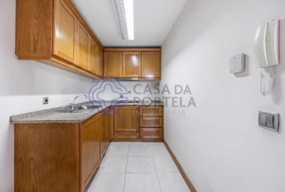 Moradia T2 para Venda em Aldoar, Foz do Douro e Nevogilde