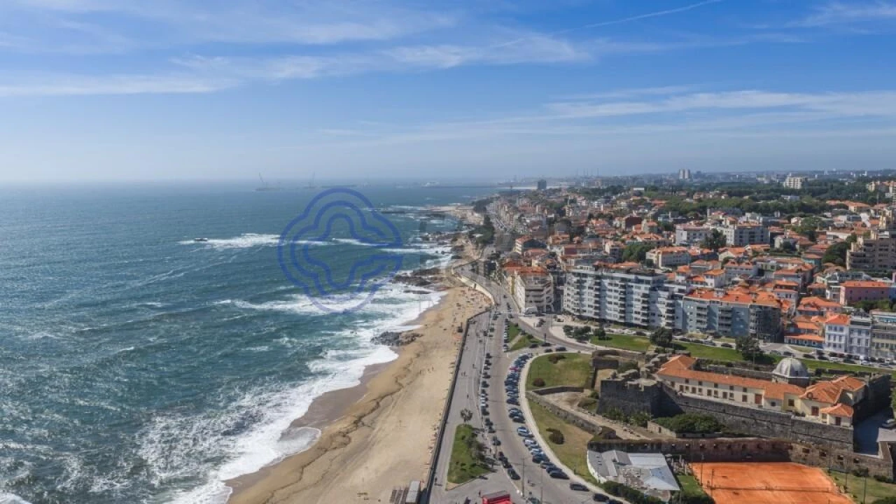 Moradia T2 para Venda em Aldoar, Foz do Douro e Nevogilde Foto 3