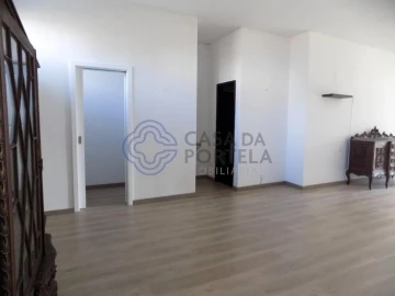 Loja para Venda em Vilar de Andorinho