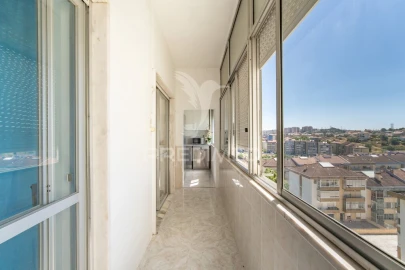 Apartamento T3 para Venda em Póvoa de Santa Iria e Forte da Casa