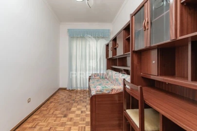 Apartamento T3 para Venda em Póvoa de Santa Iria e Forte da Casa