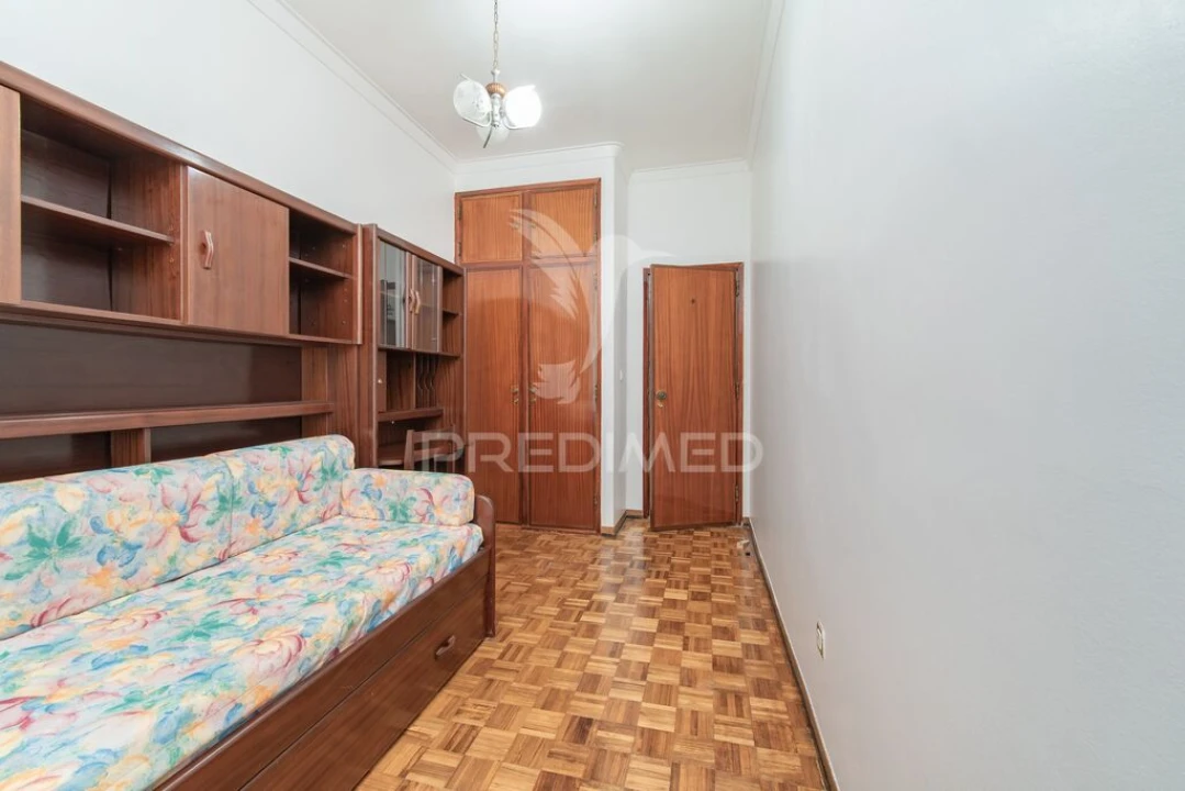 Apartamento T3 para Venda em Póvoa de Santa Iria e Forte da Casa Foto 6