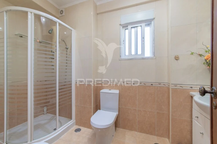 Apartamento T3 para Venda em Póvoa de Santa Iria e Forte da Casa Foto 10