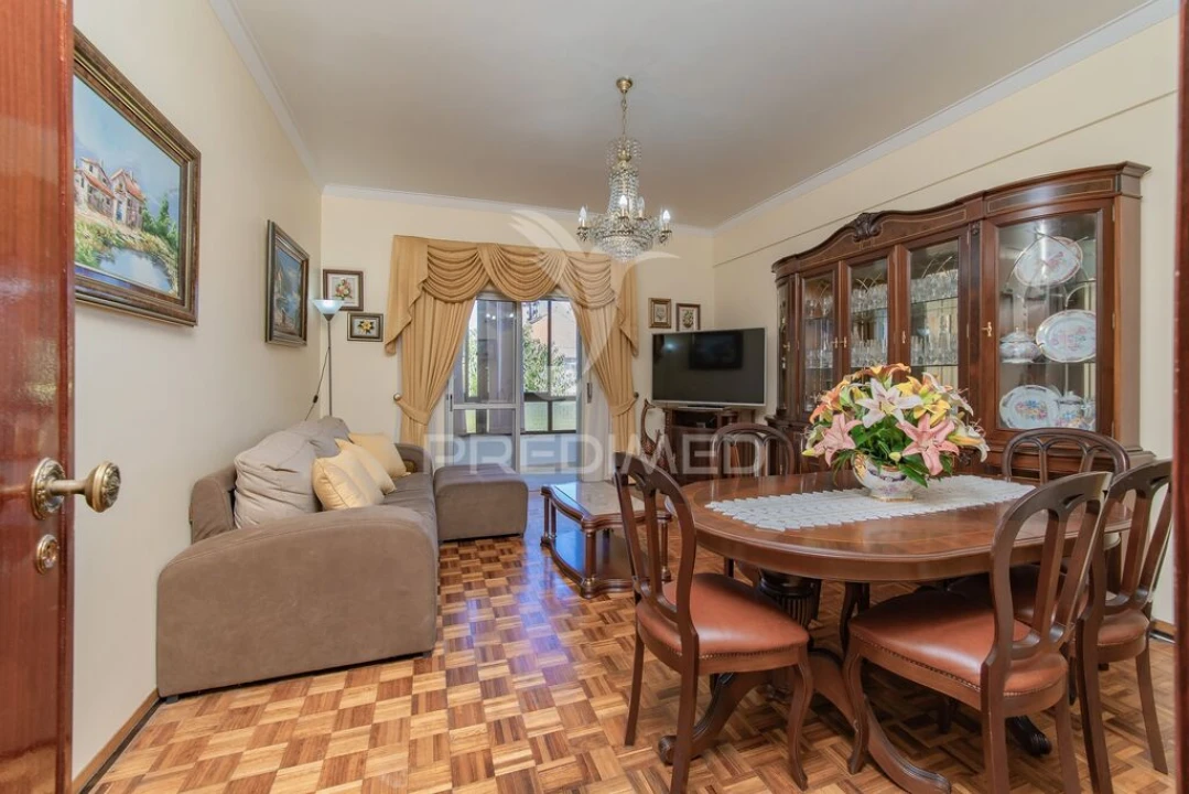 Apartamento T3 para Venda em Póvoa de Santa Iria e Forte da Casa Foto 15