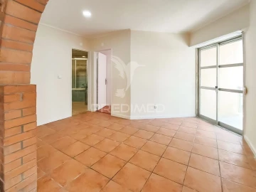 Apartamento T2 para Venda em Algueirão-Mem Martins