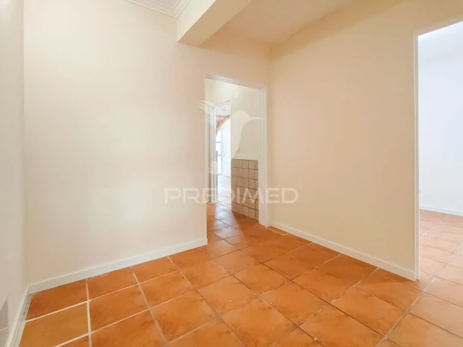 Apartamento T2 para Venda em Algueirão-Mem Martins Foto 14