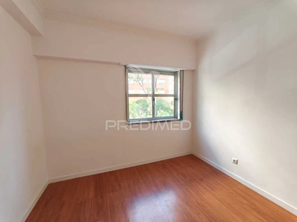 Apartamento T2 para Venda em Algueirão-Mem Martins Foto 20