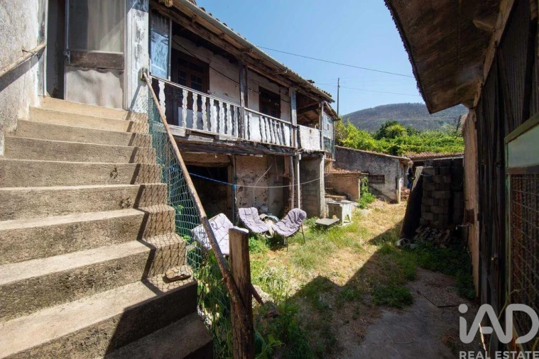 Moradia T3 para Venda em Lousã e Vilarinho Foto 23