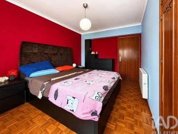 Apartamento T3 para Venda em Subportela, Deocriste e Portela Susã