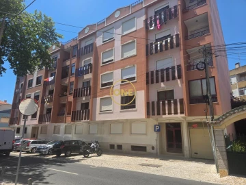 Apartamento T2 para Venda em Cacém e São Marcos
