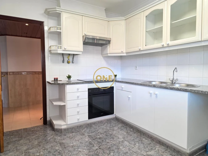 Apartamento T2 para Venda em Cacém e São Marcos Foto 13