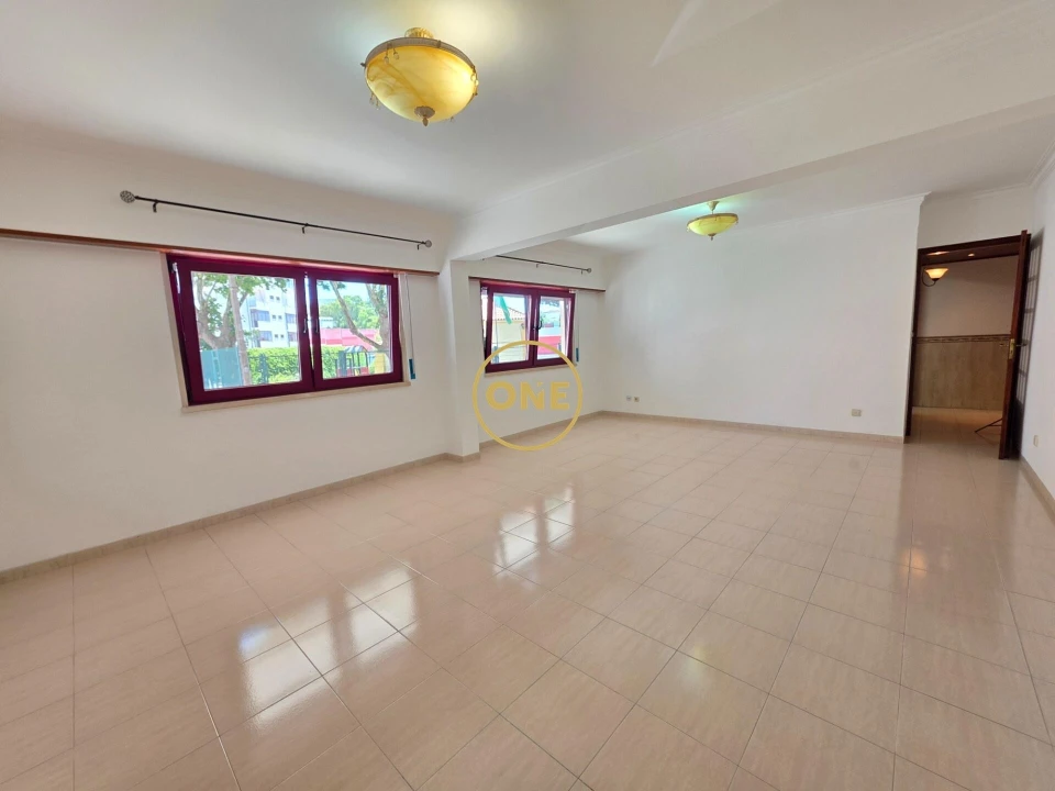 Apartamento T2 para Venda em Cacém e São Marcos Foto 5