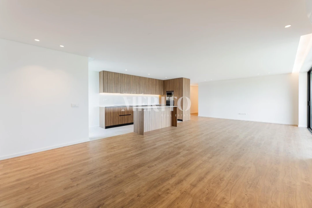 Apartamento T3 para Venda em Caldelas Foto 4