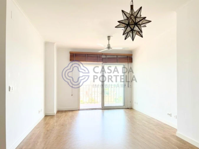 Apartamento T2 para Venda em Lumiar Foto 4