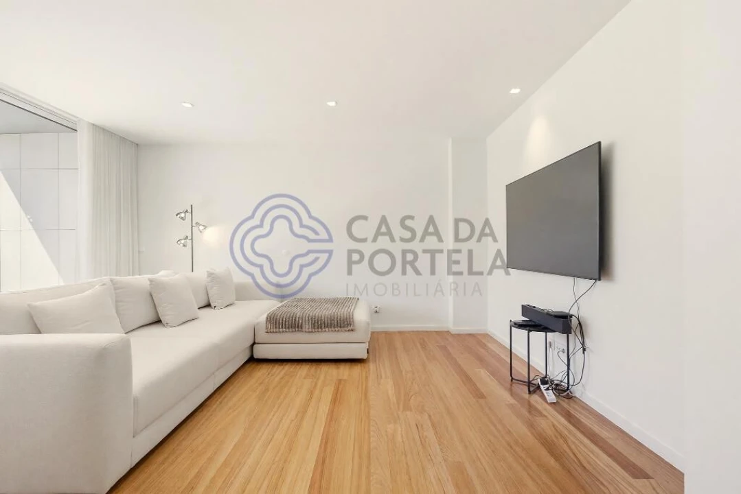 Apartamento T3 para Venda em Vila Nova da Telha Foto 3